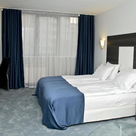 Hotel 4 Zona Sofia Eksteriør billede